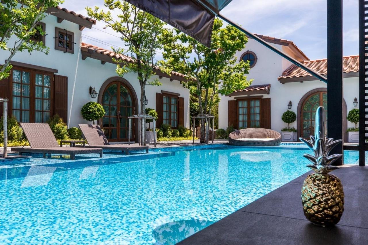 Villa Seville Hua Hin Bagian luar foto