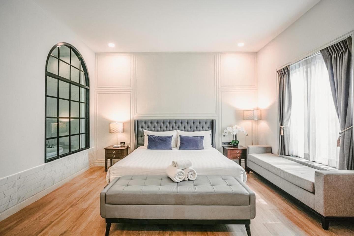 Villa Seville Hua Hin Bagian luar foto