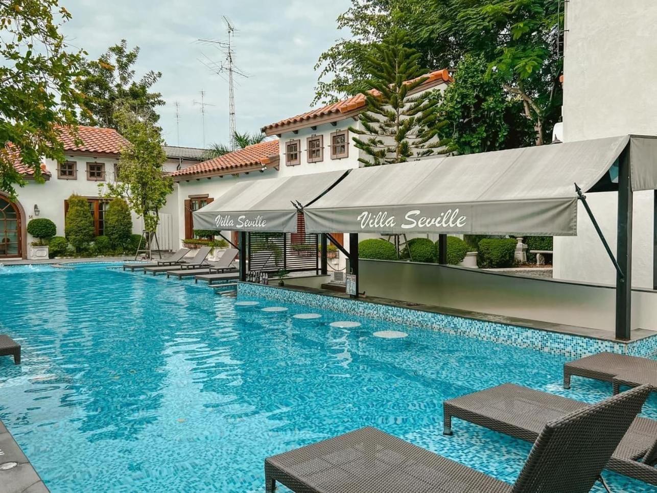 Villa Seville Hua Hin Bagian luar foto