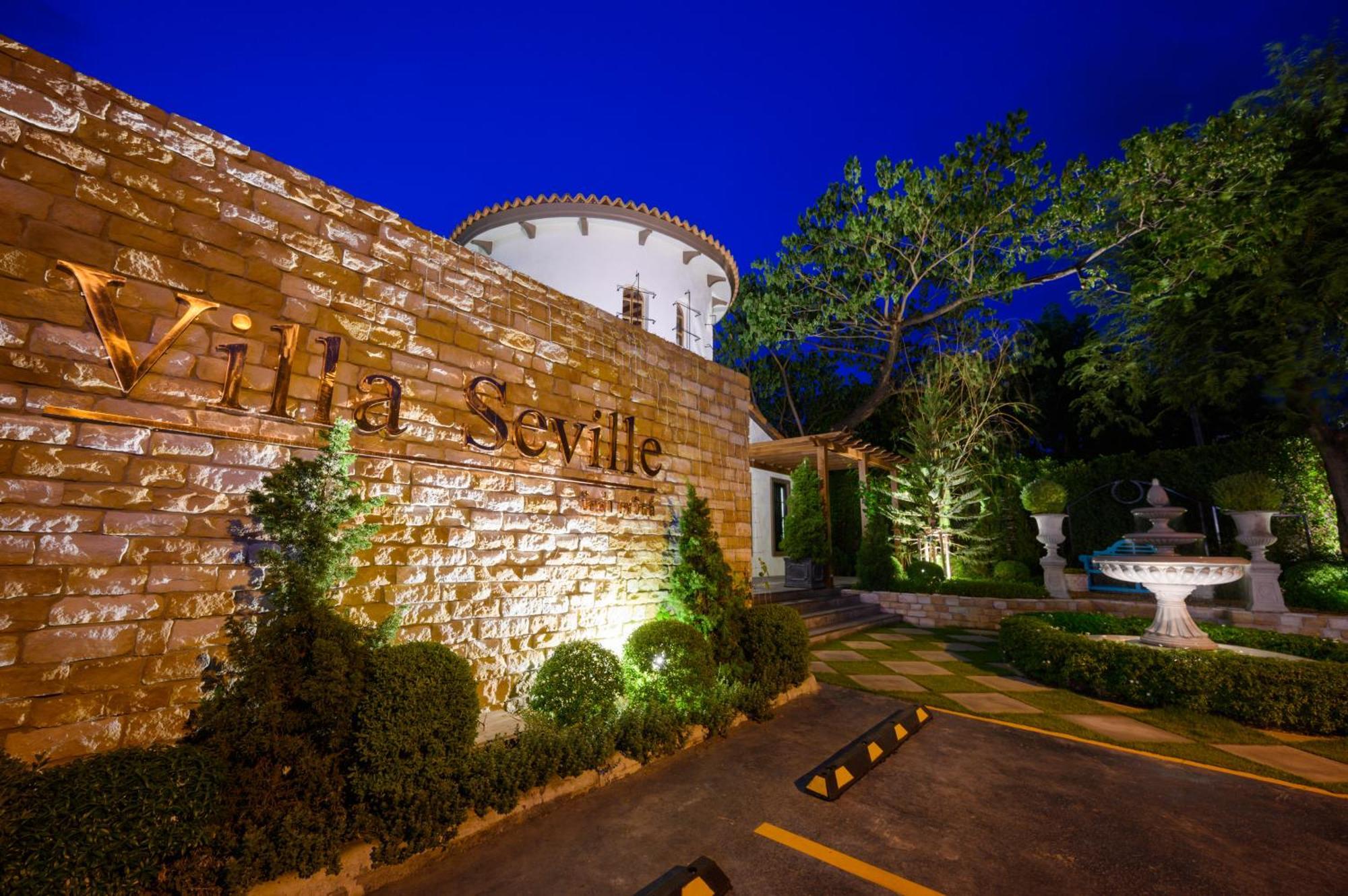 Villa Seville Hua Hin Bagian luar foto