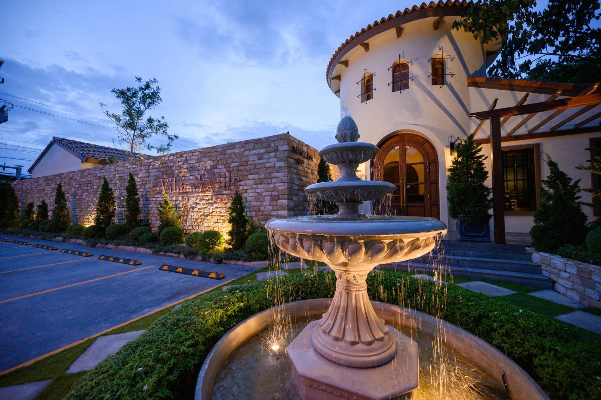 Villa Seville Hua Hin Bagian luar foto