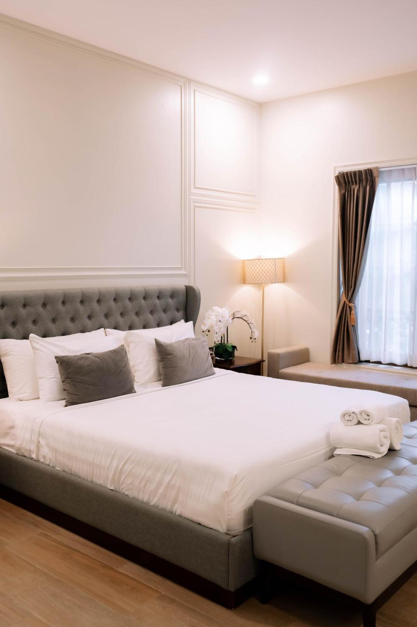 Villa Seville Hua Hin Bagian luar foto