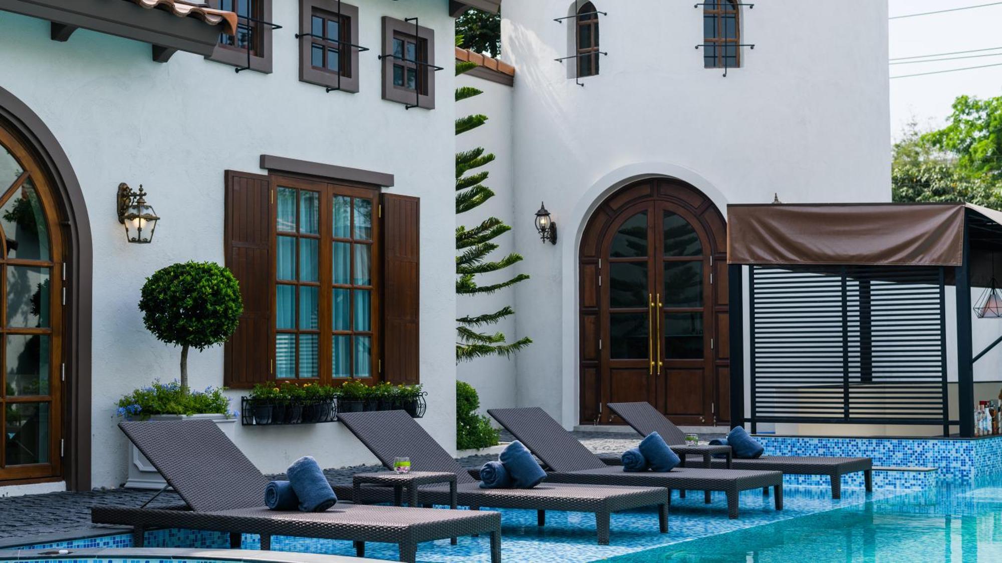 Villa Seville Hua Hin Bagian luar foto
